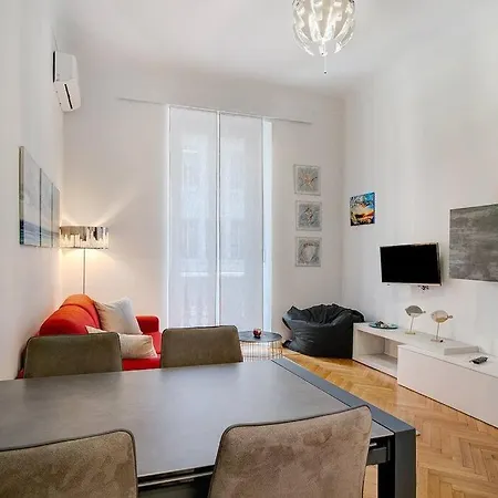 Sr1 Ariston - Centralissimo A Апартаменты *
